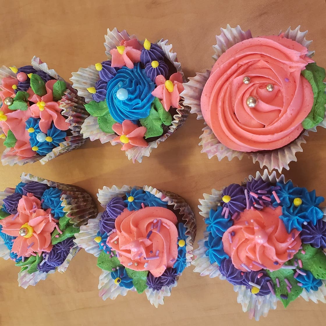 The Best Vanilla Buttercream Frosting