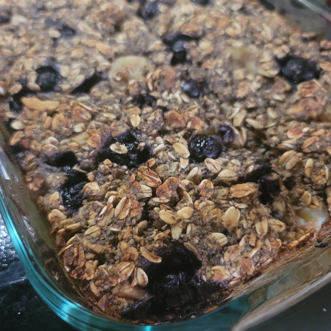 Baked Blueberry & Banana Oatmeal