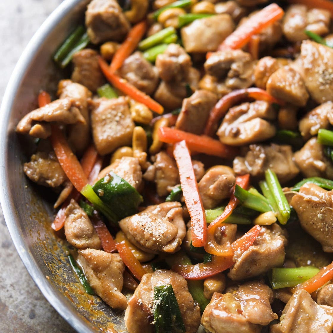 Thai stir fried chicken with cashews