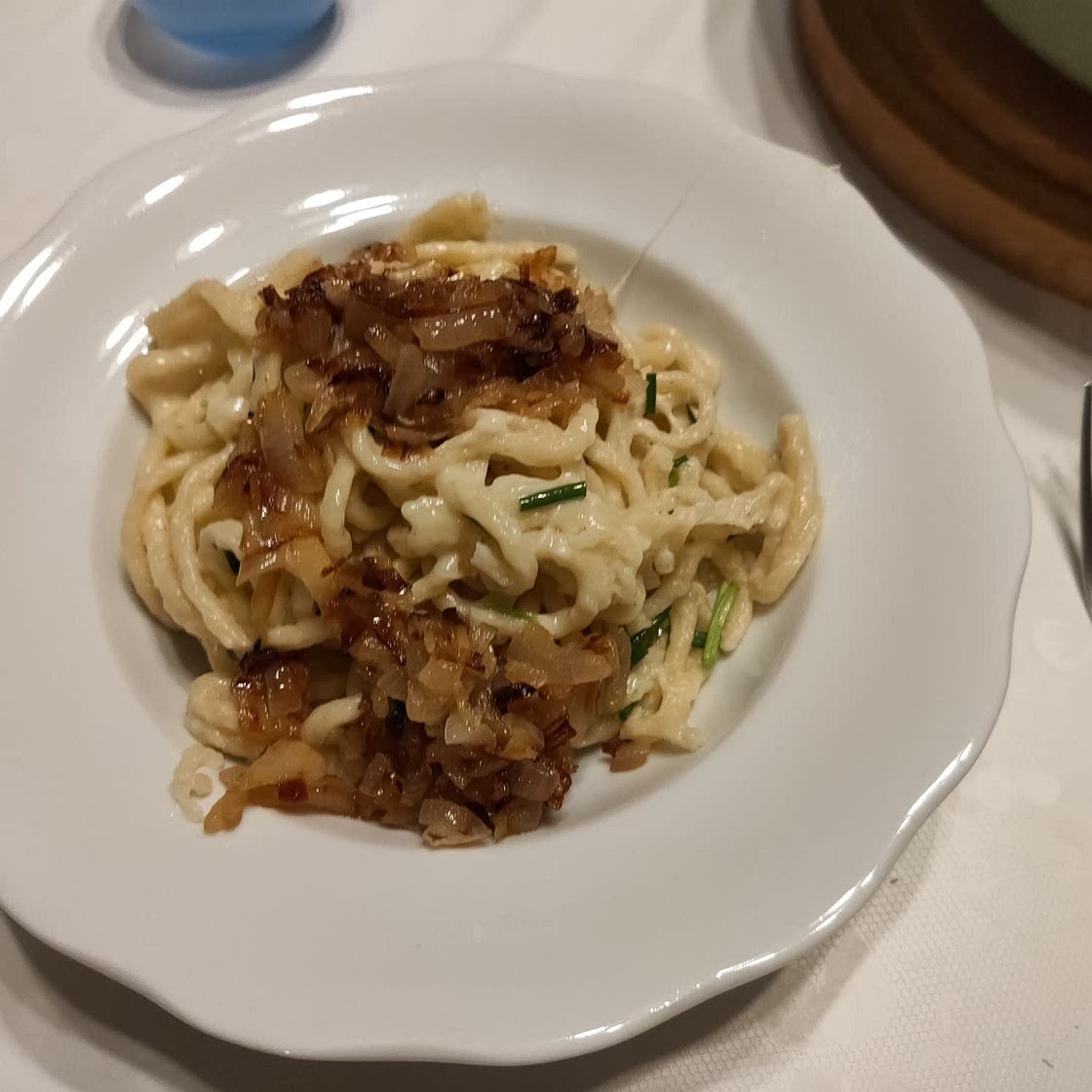 Käsespätzle mit Zwiebeln