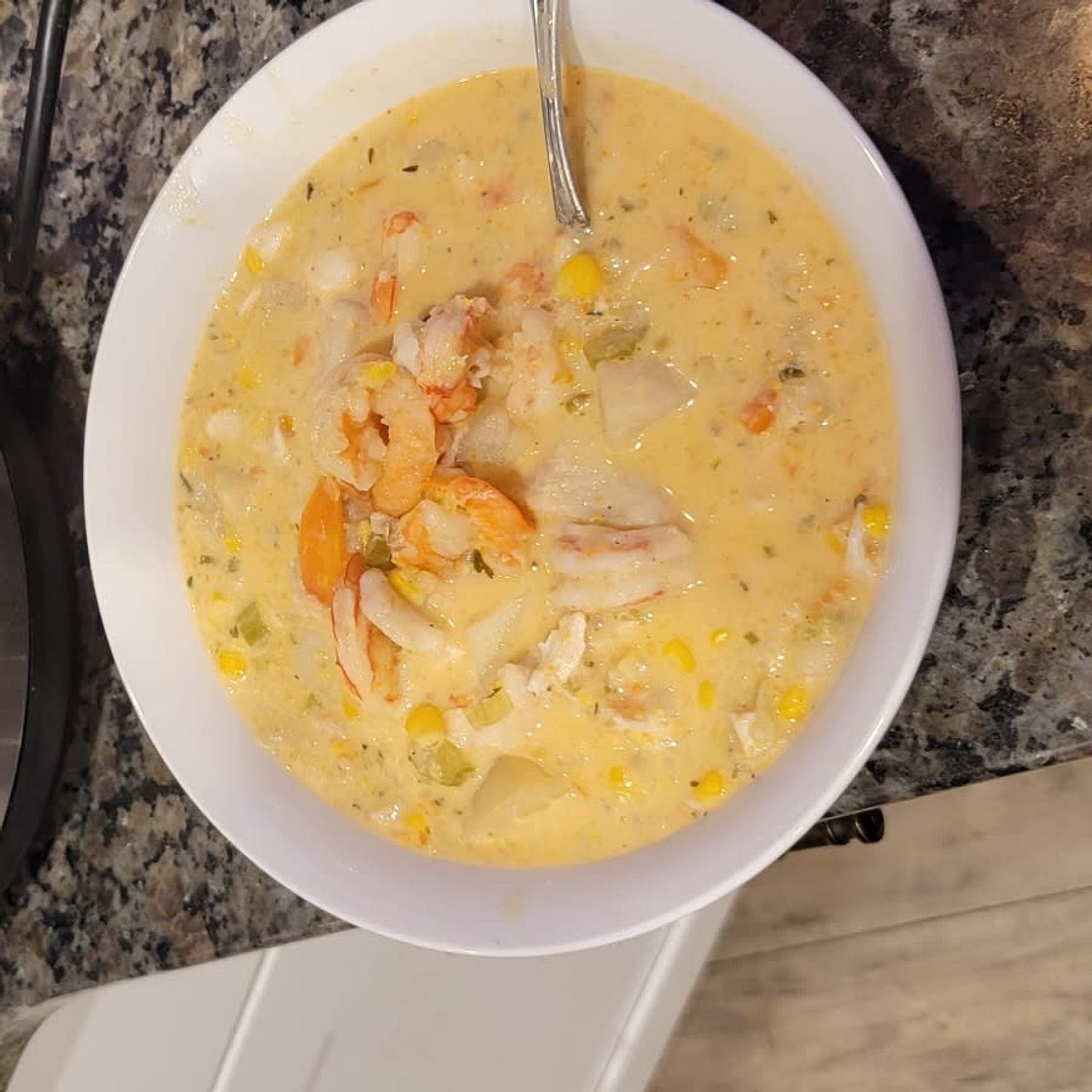 Instant Pot Seafood Chowder Recipe