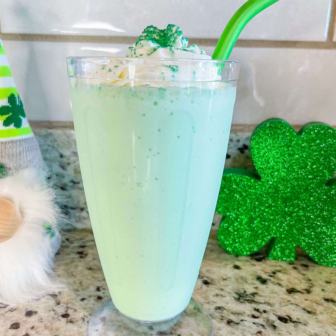 Copycat shamrock shake 