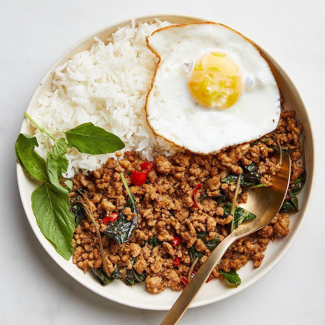Pad kra pao