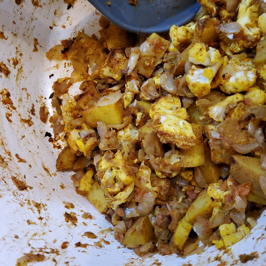 Restaurant Style Aloo Gobi