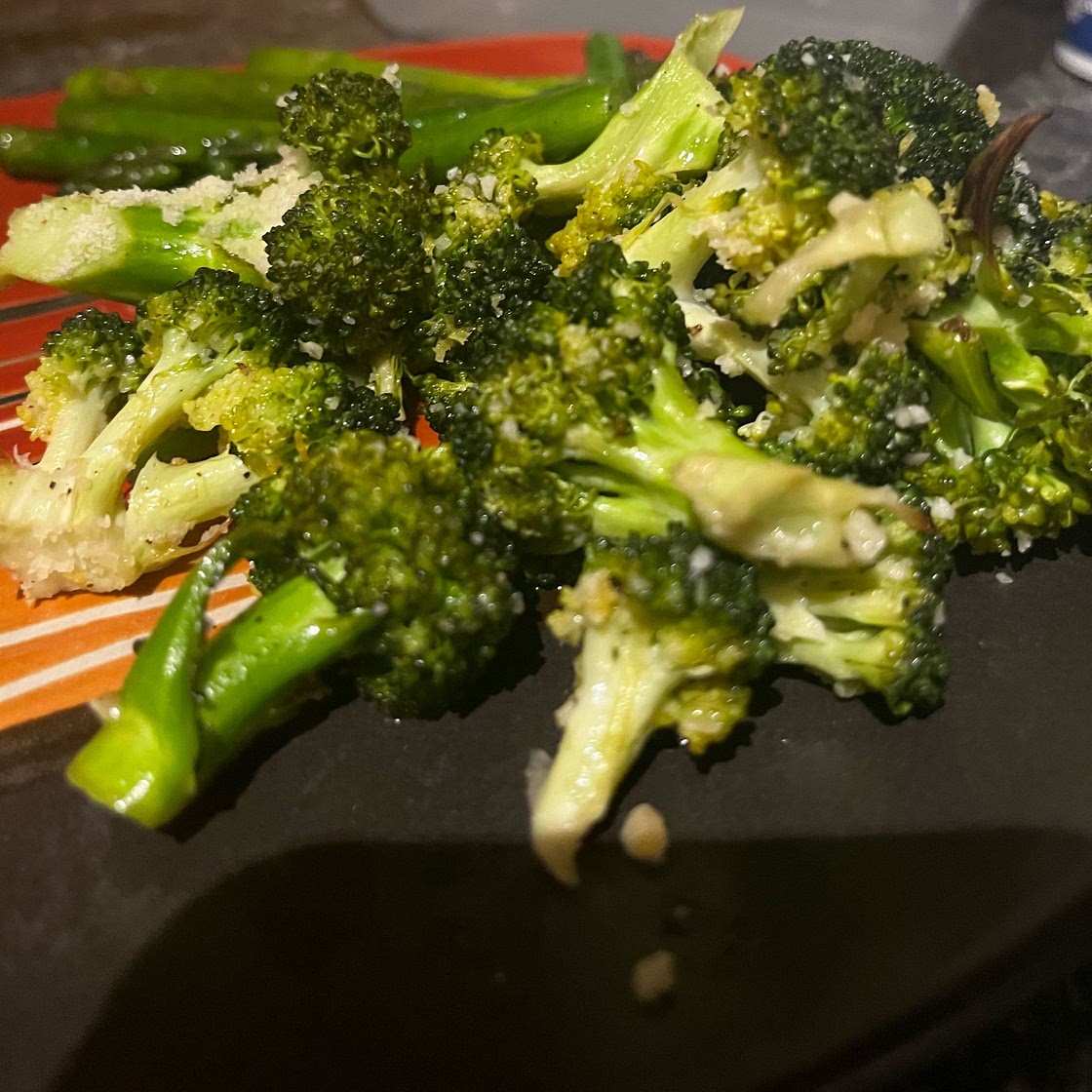 Lemon Pepper Roasted Broccoli