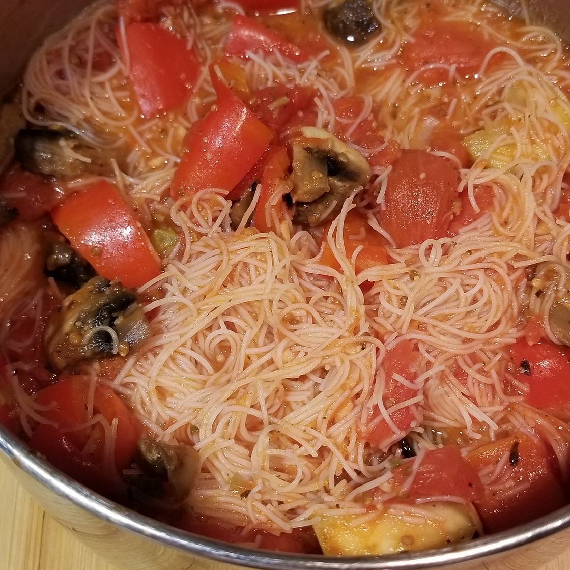 Sauce pour pâtes aux tomates cerises biologiques