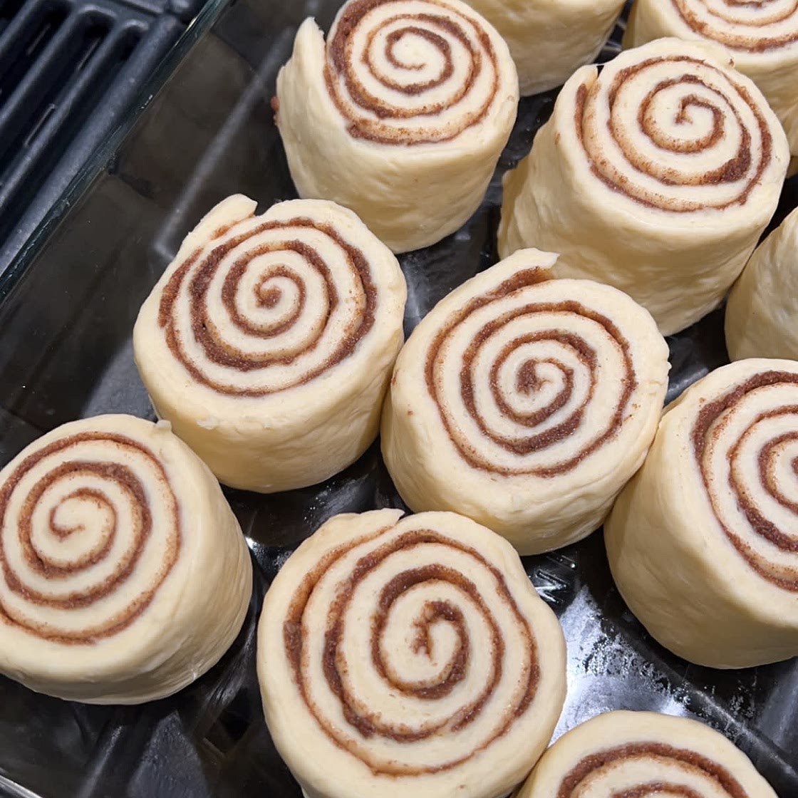 Cinnamon rolls 