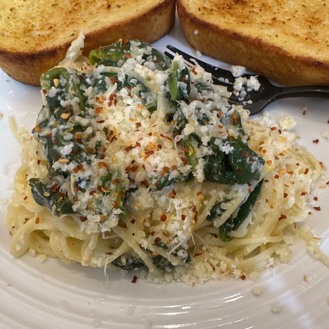 Lemon ricotta pasta & spinach