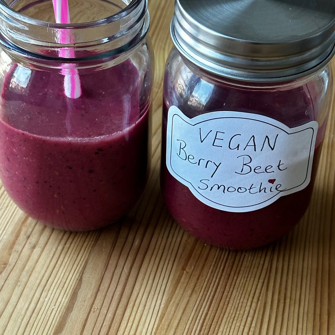 Berry Beet Smoothie 