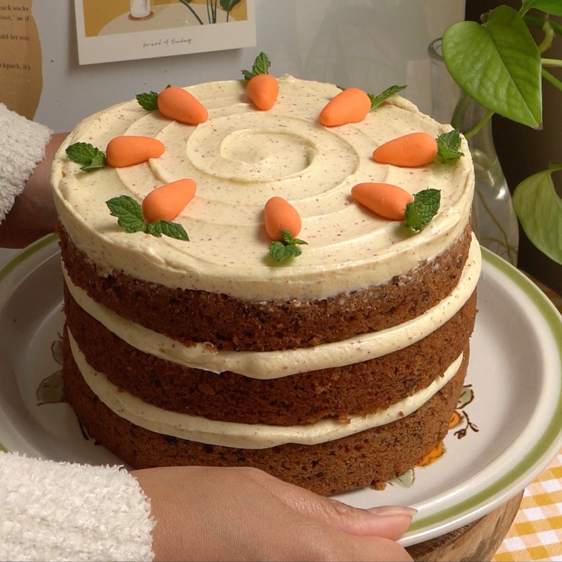 Carrot Cake w/ Brown Butter Cream Cheese Frosting
