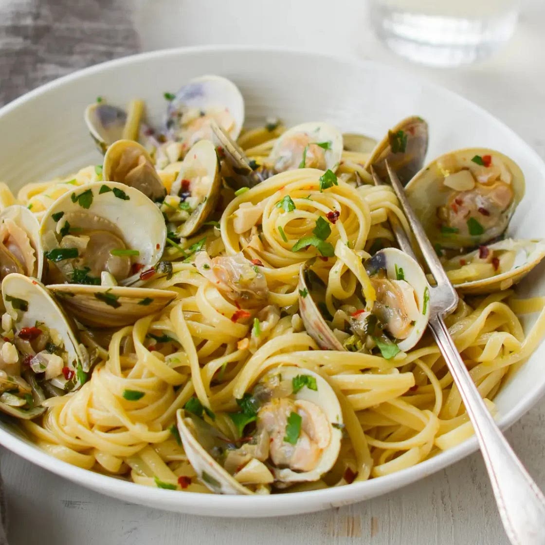 Mom's Clam Linguini