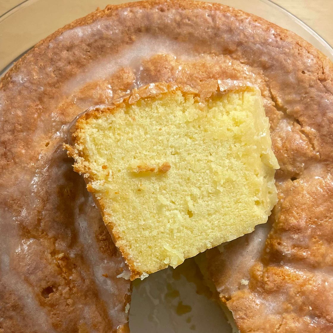 Lemon Meringue Poundcake