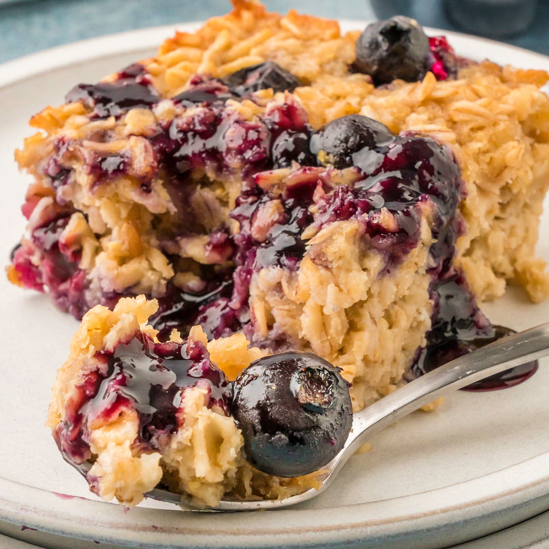 Healthy Lemon Blueberry Baked Oatmeal