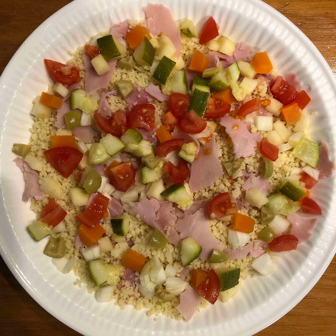 Veggie cous cous con prosciutto
