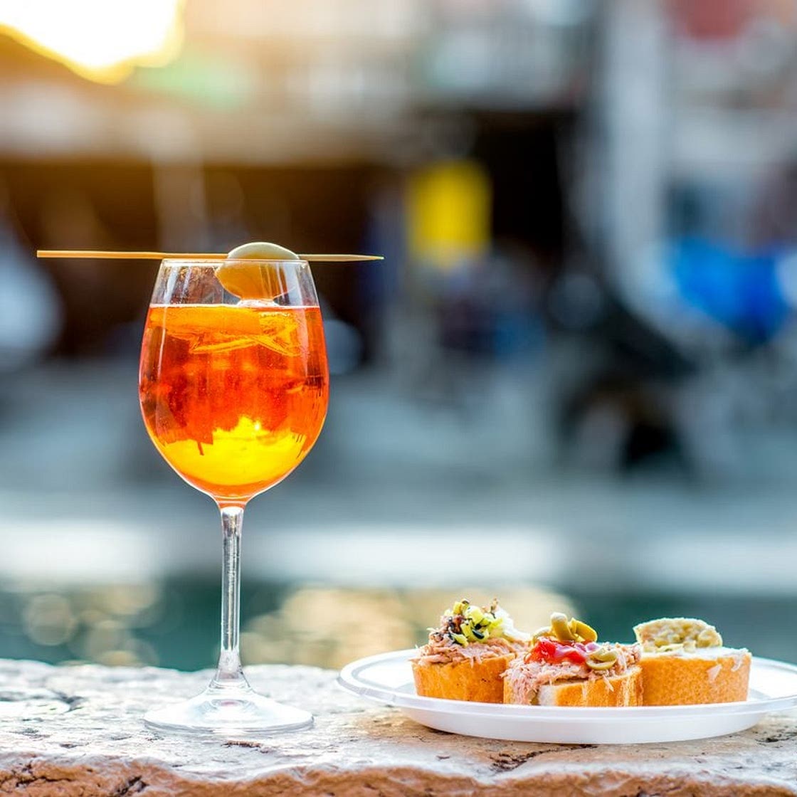 Spritz analcolico: la ricetta per il cocktail fresco senza alcol