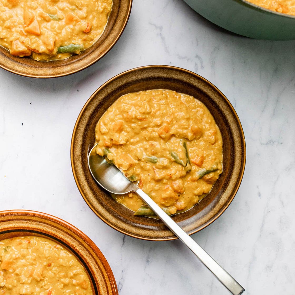Creamy curried red lentil, tomato and coconut soup