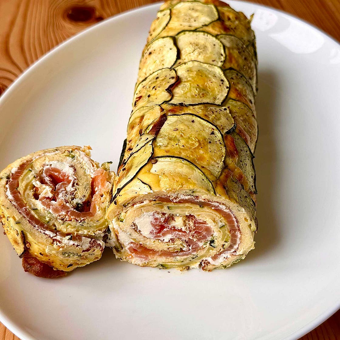 Salmon Zucchini Roll