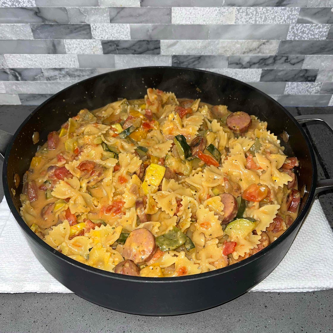 One Pot Smoked Sausage and Veggie Pasta