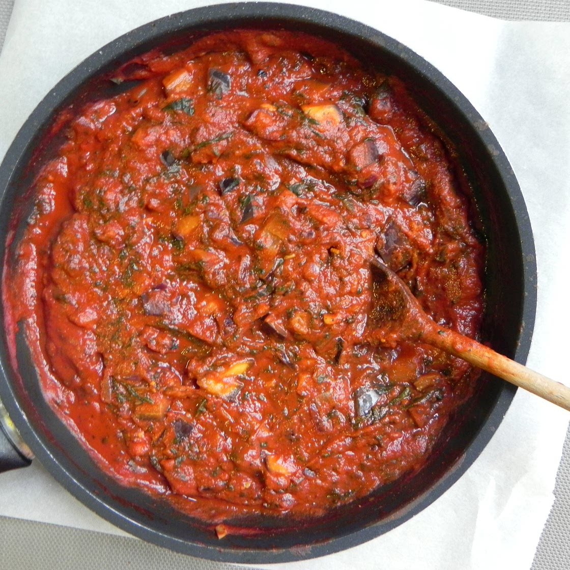 Easy Hearty Vegetarian Bolognese