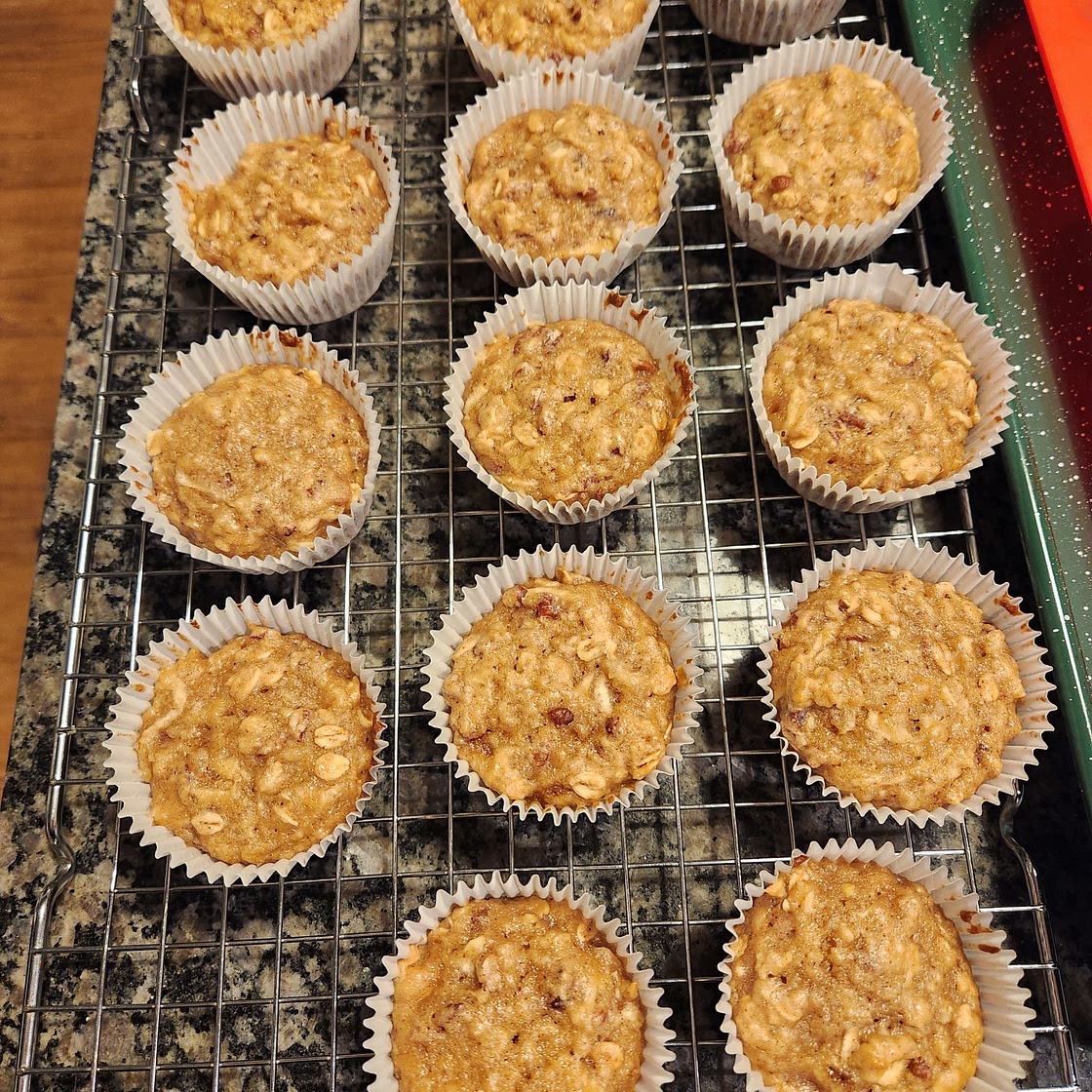 Apple Oat Muffins