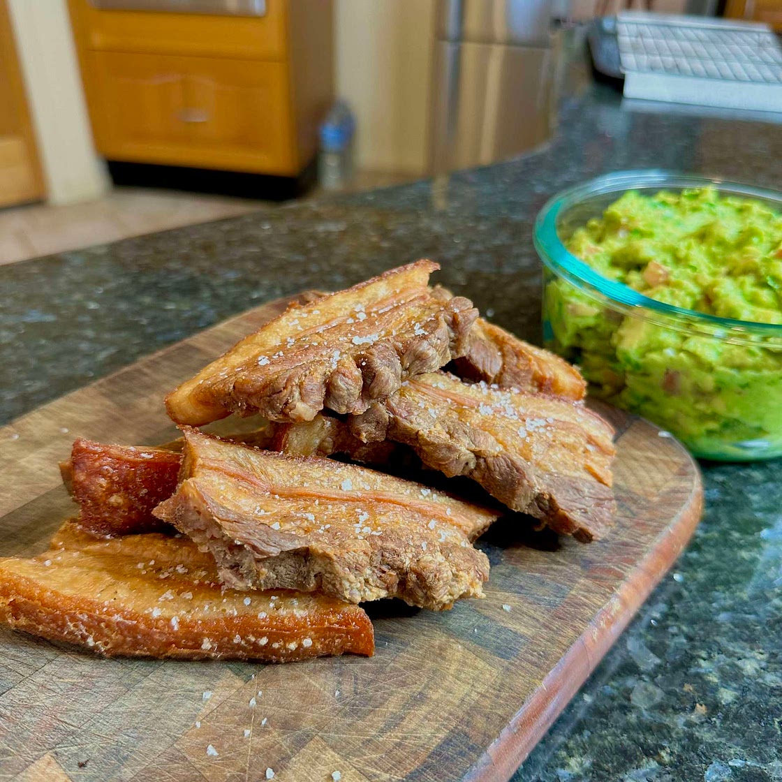 Chicharron w/ Guacamole 