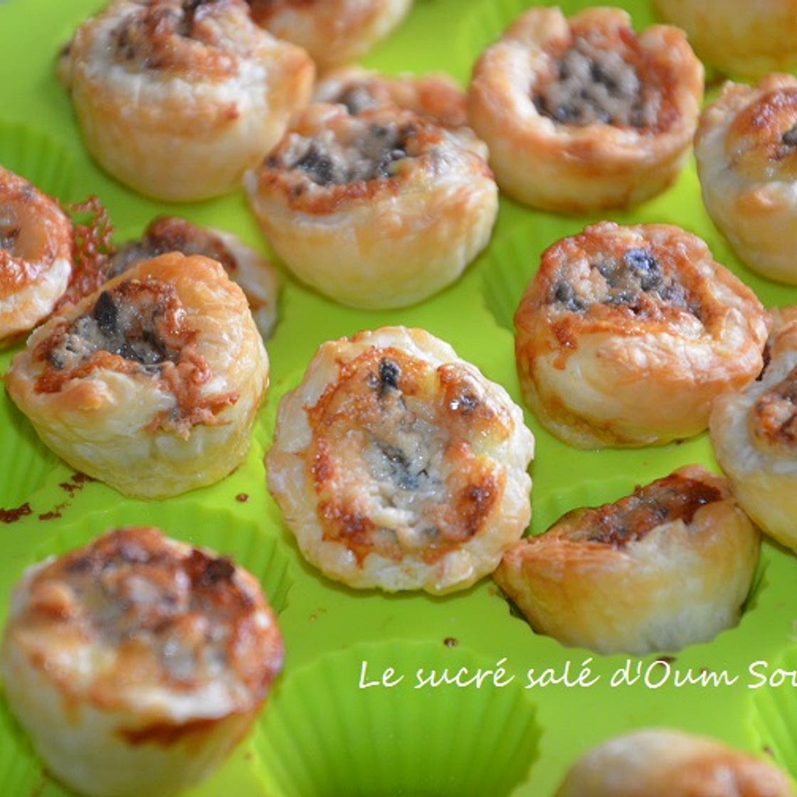 mini quiche au roquefort et aux noix