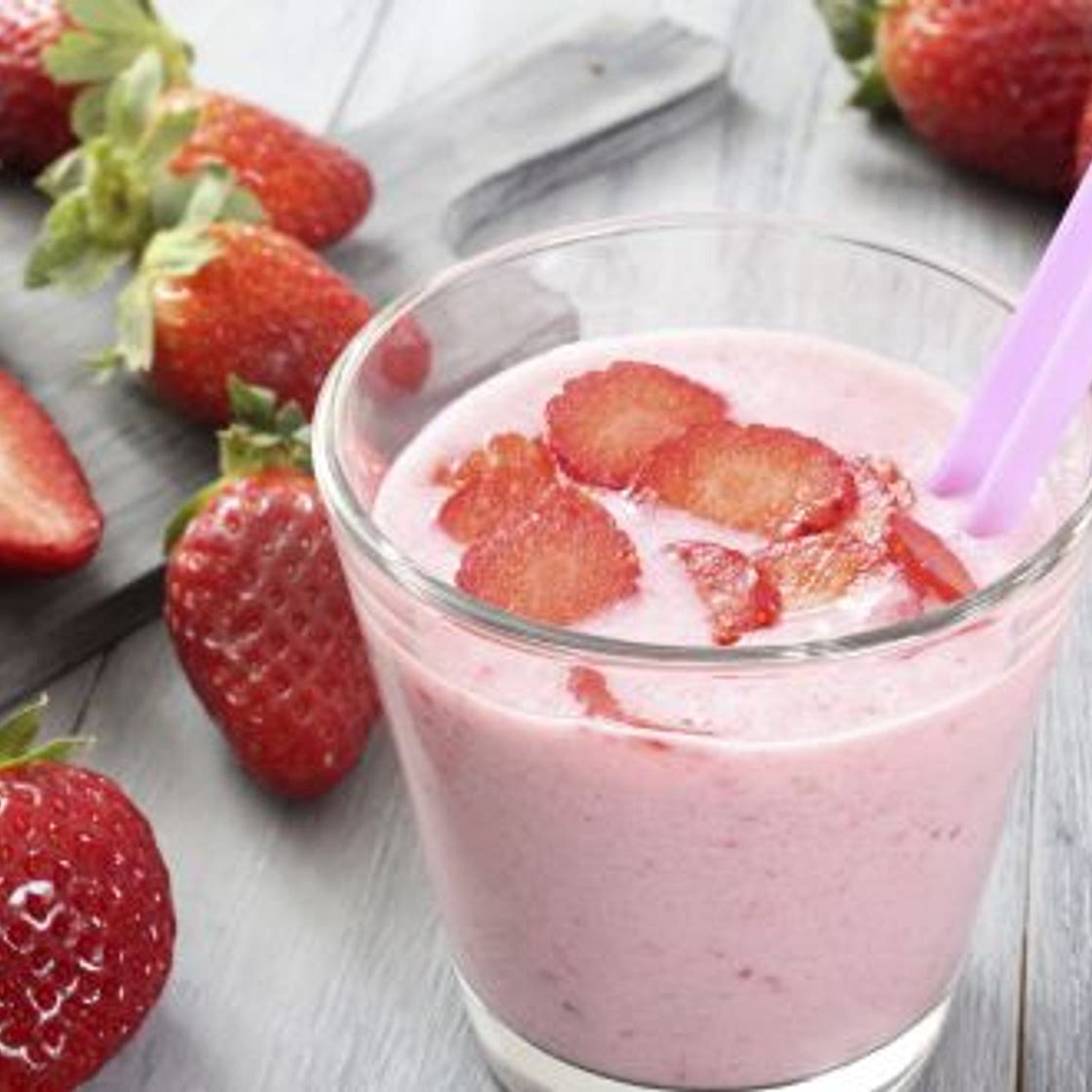 Strawberry & Guava Smoothie Recipe