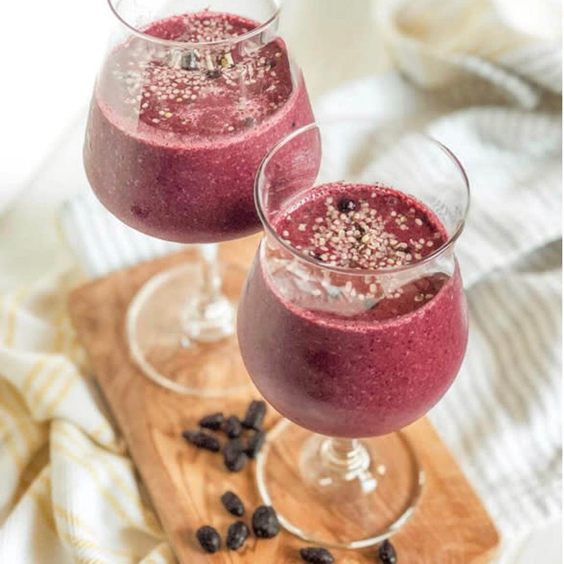 Smoothie aux camerises, bleuets et sirop de sapin