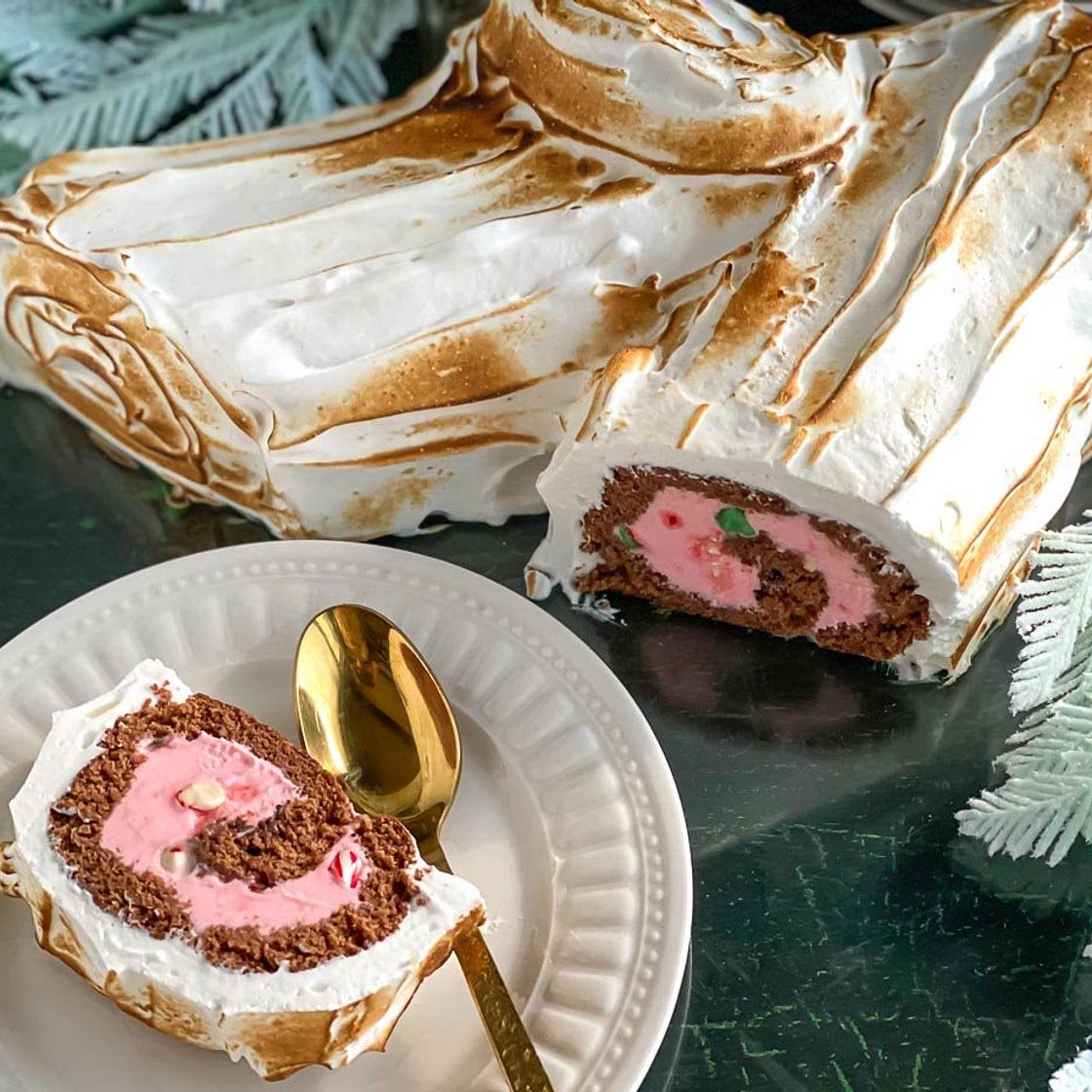 Low FODMAP Frozen Peppermint Bûche de Noël
