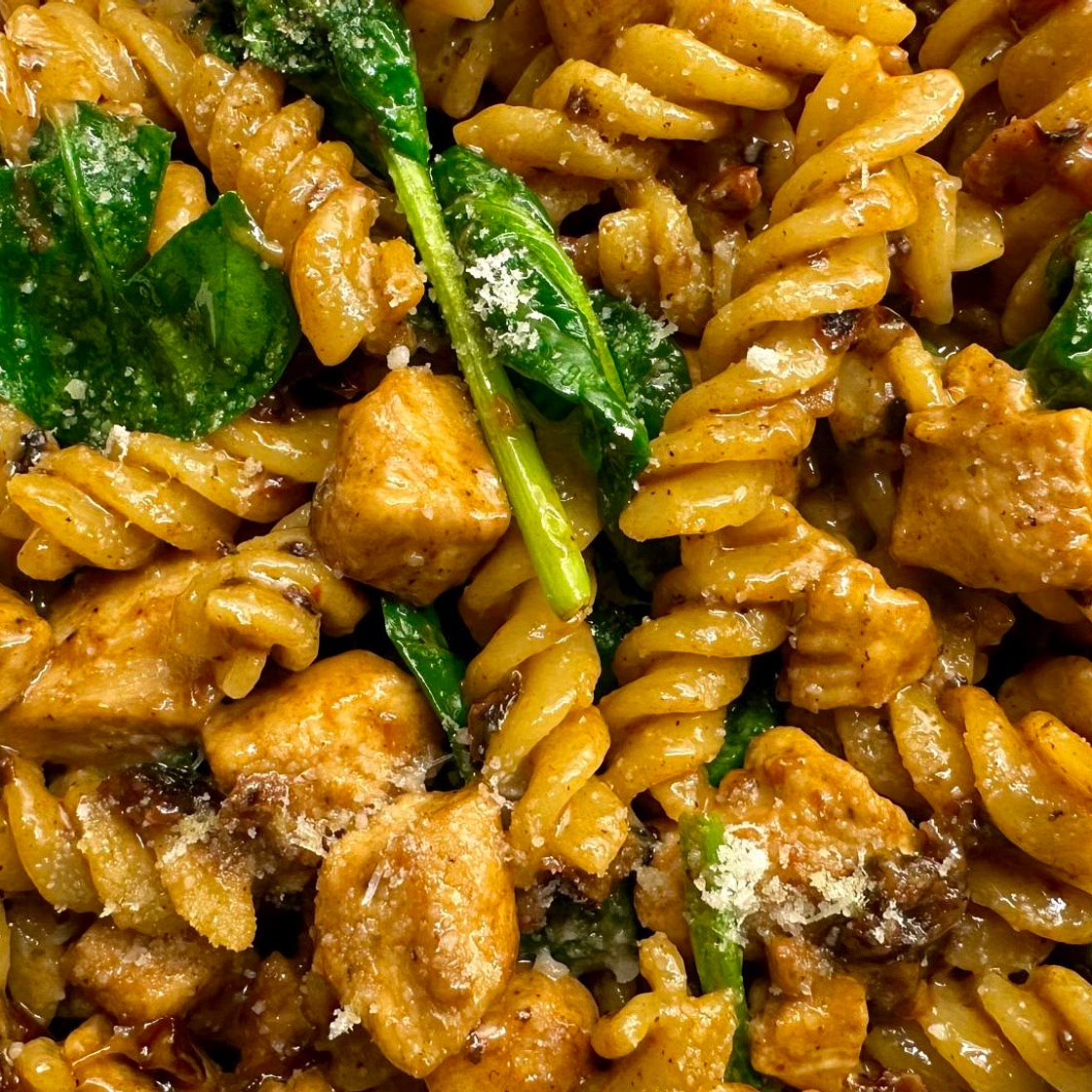 Spicy Mozzarella Chicken Pasta