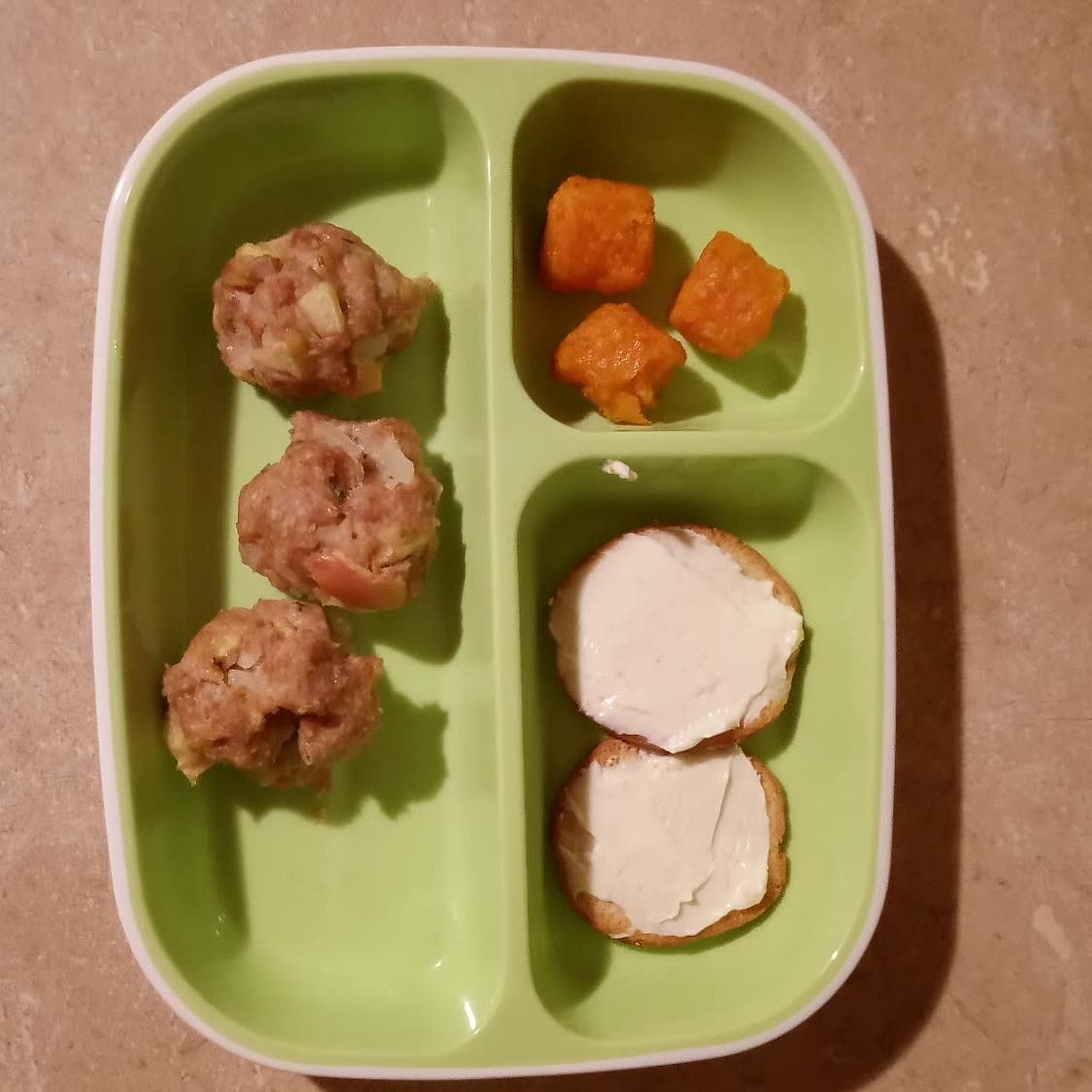 Mini Turkey Apple Meatballs (Toddler Approved!)