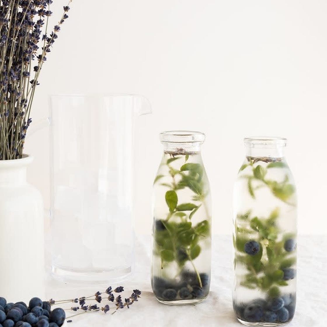 Eau d’énergie à la lavande, aux bleuets et à l’origan