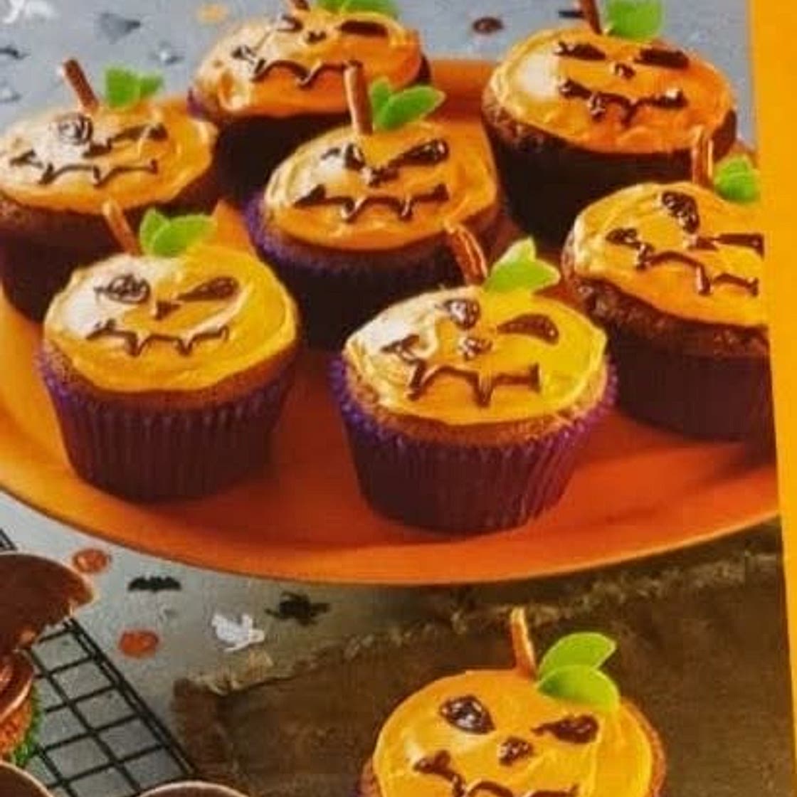 Cupcake - decoration (Halloween)