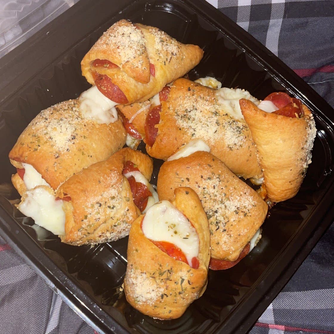 Pizza Crescents