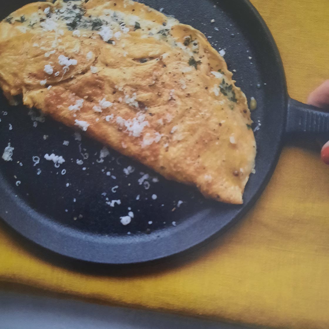 Gooey gruyere omlette
