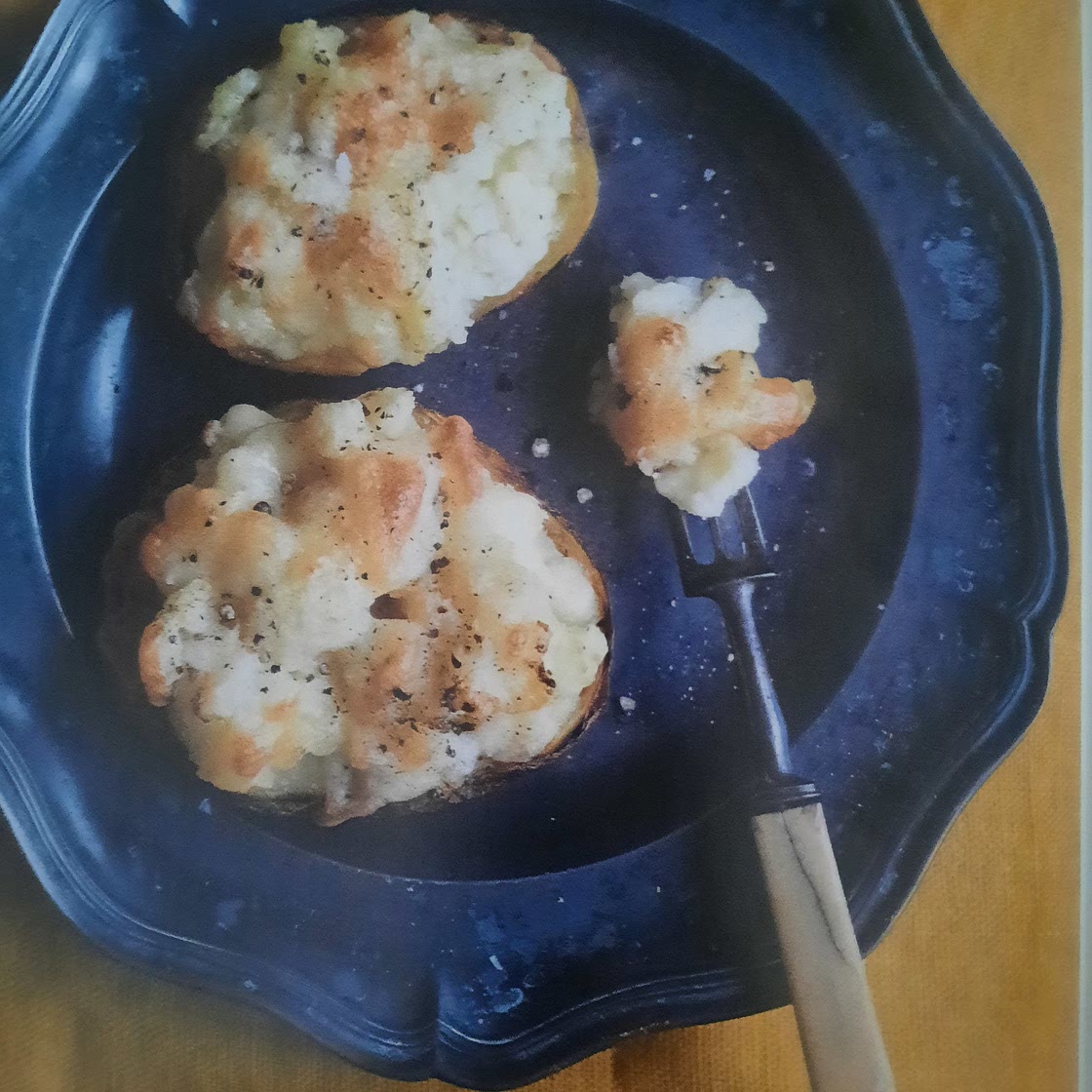 Cauliflower cheese baked potatoes