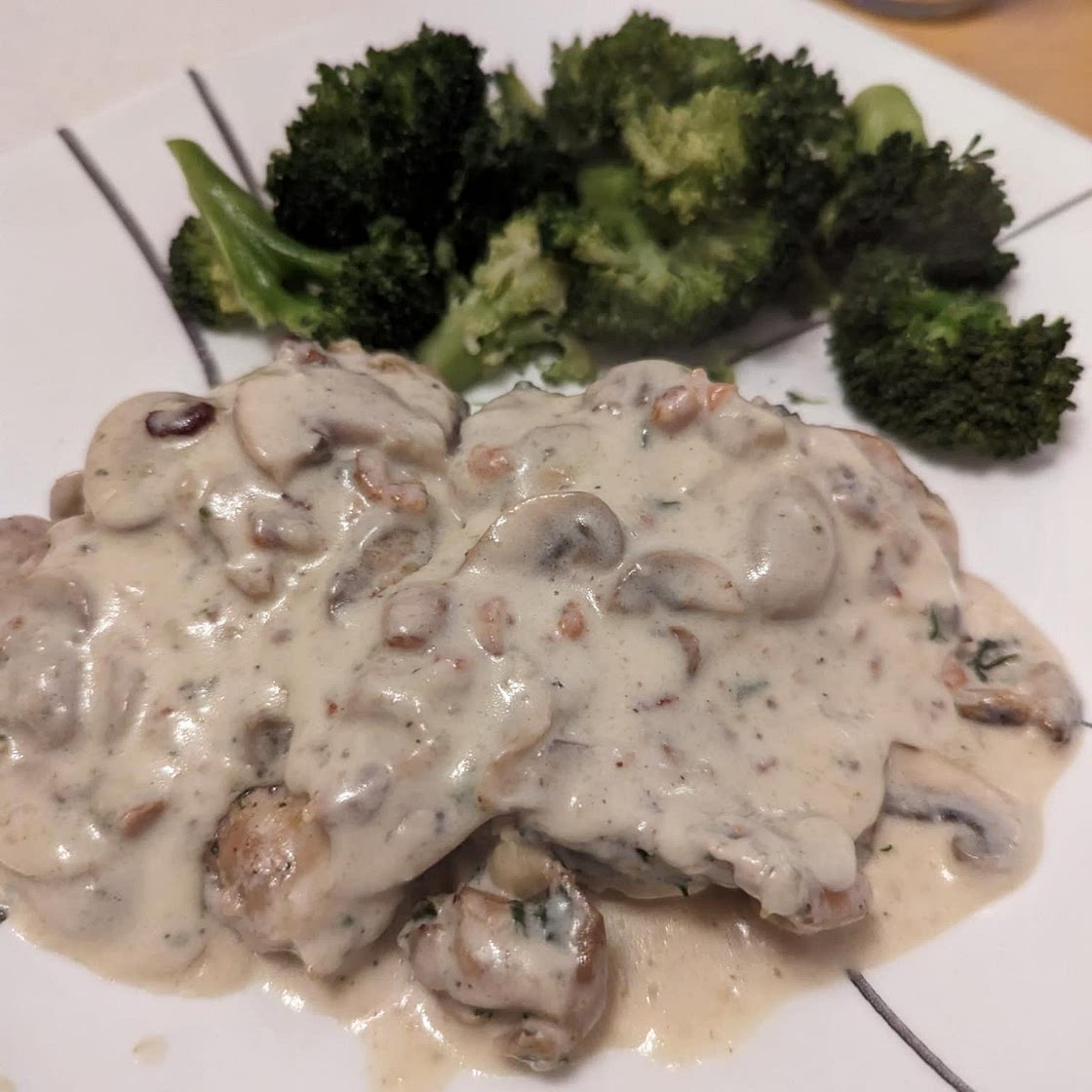 Creamy Baked Chicken Thighs with Mushrooms & Bacon