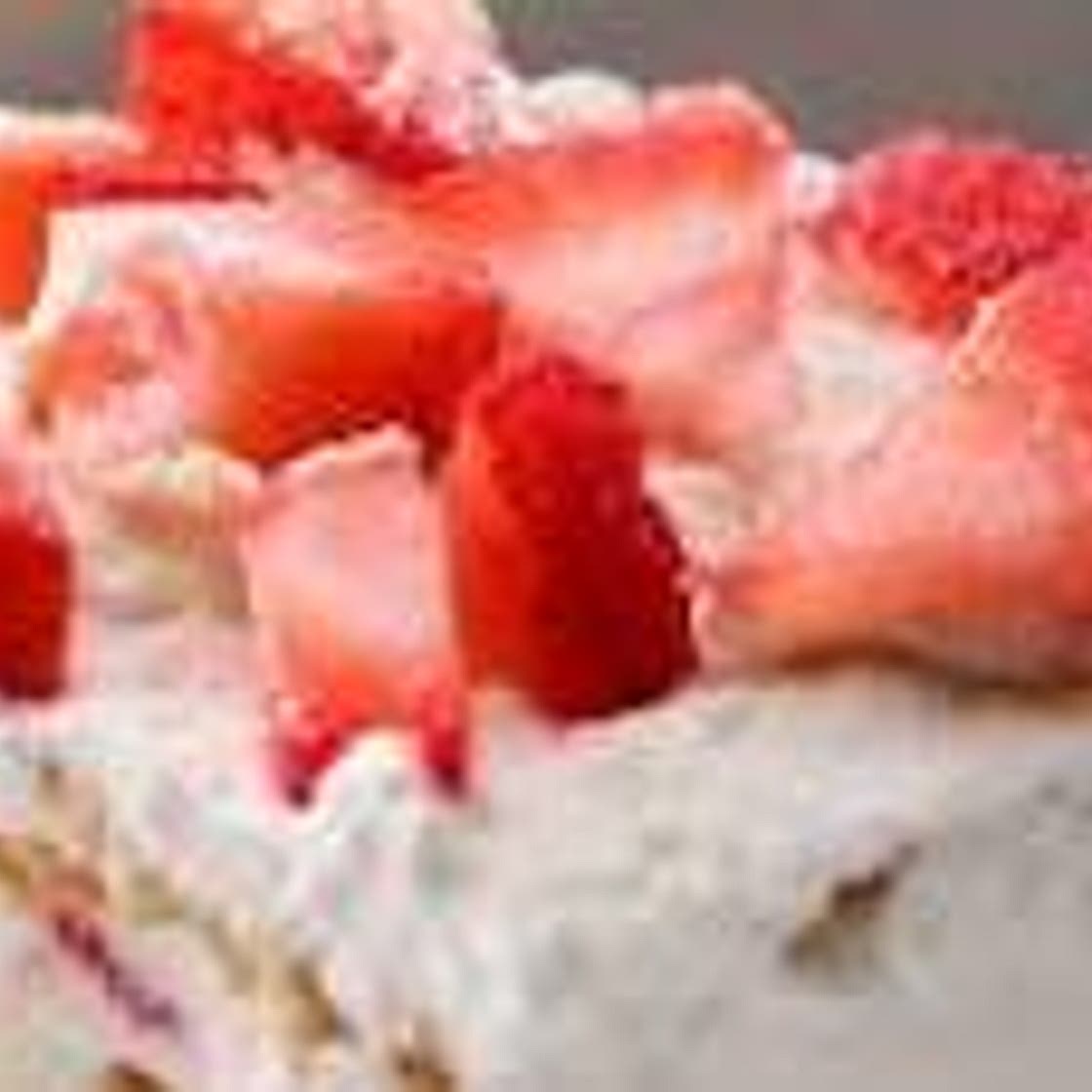 Strawberry Graham Cake