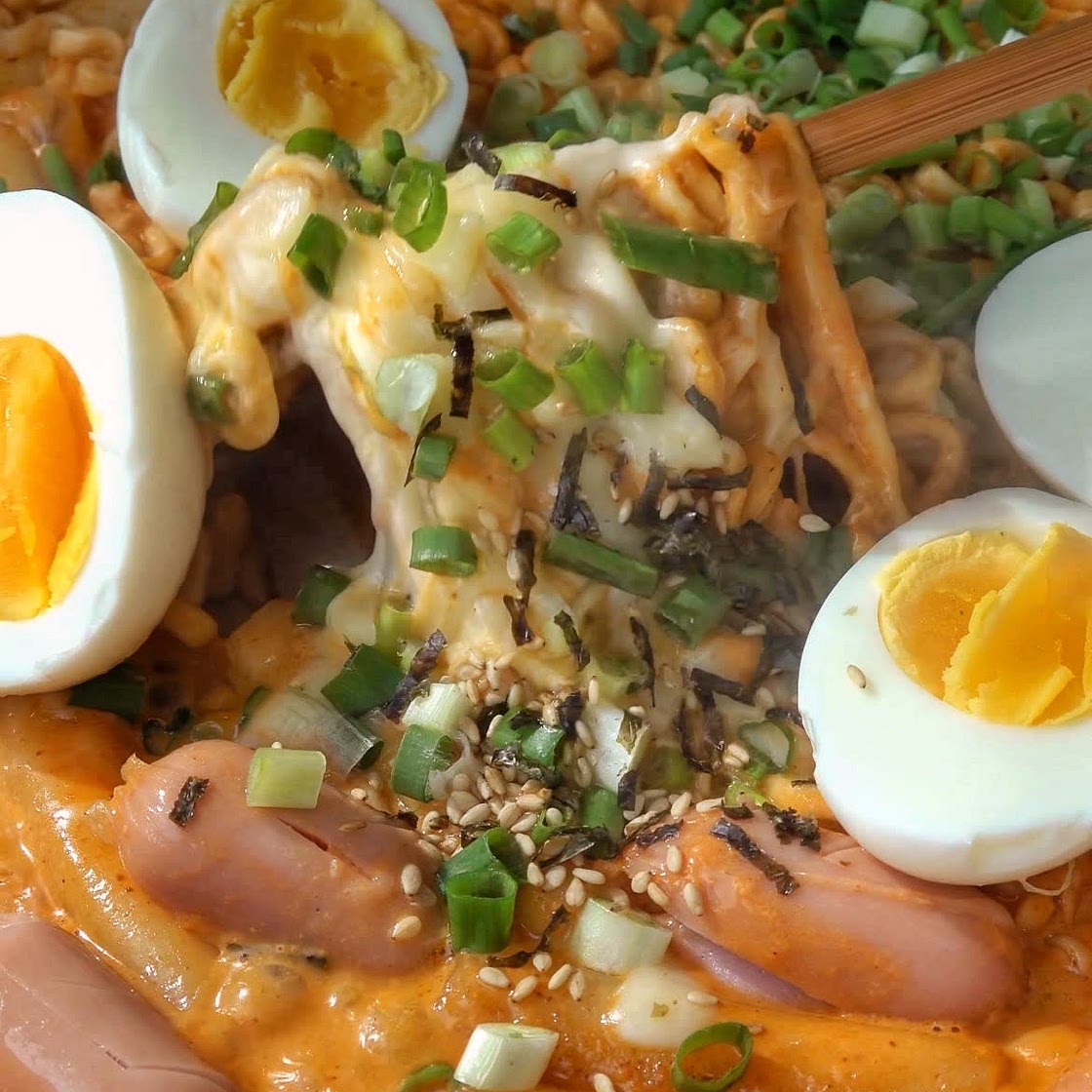 Cheesy buldak rabokki