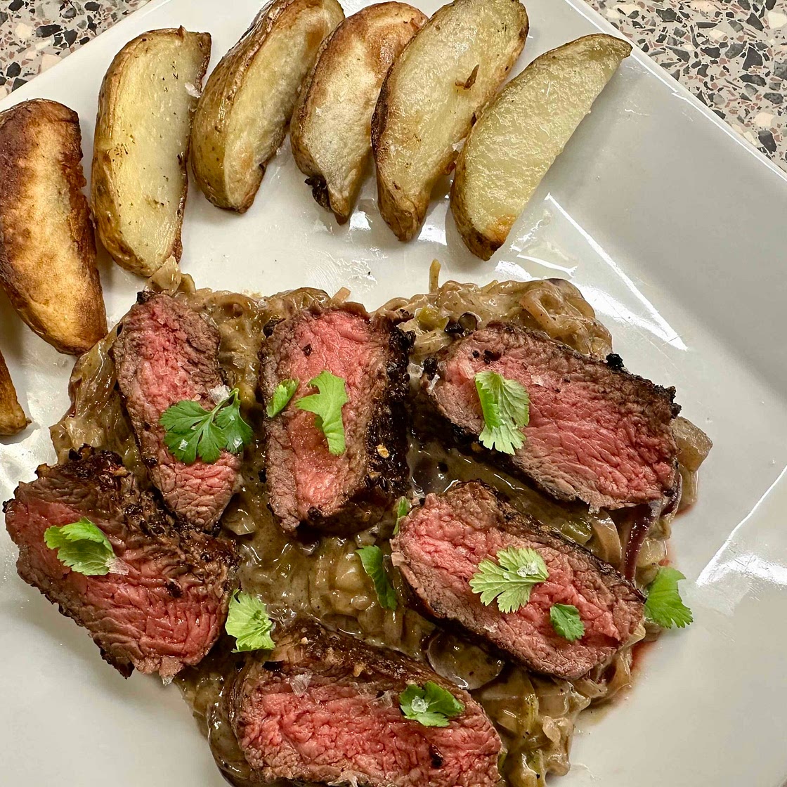 Pepper beef in cognac sauce