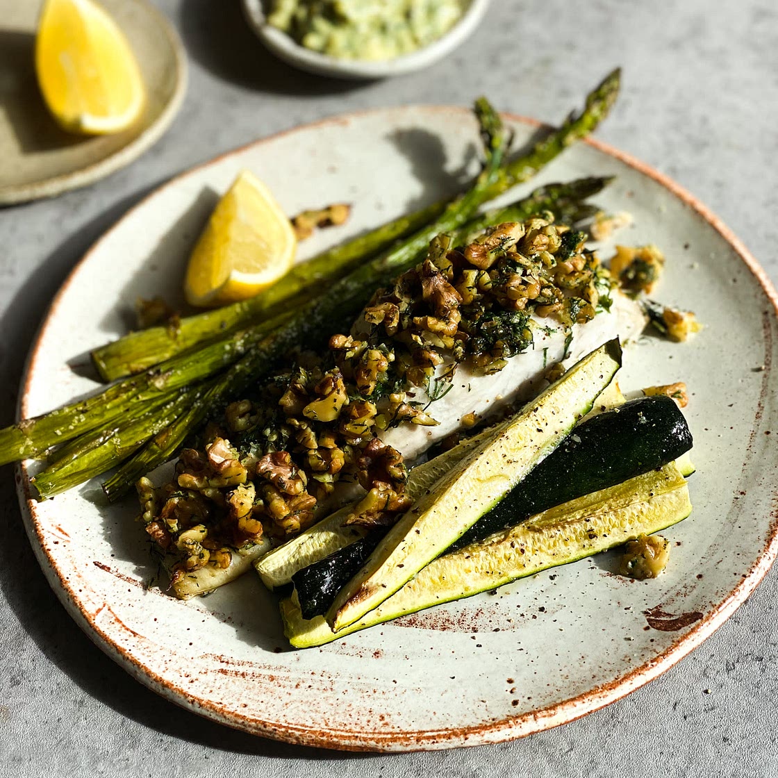 Walnut Crusted Fish And Tartare Sauce
