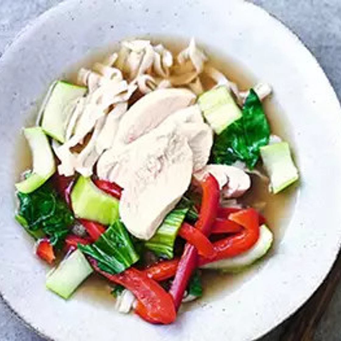 Poached chicken, pak choi & noodles