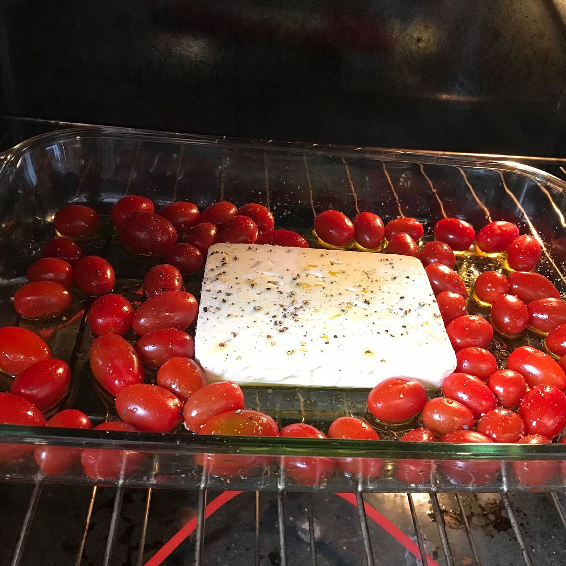 Baked feta pasta