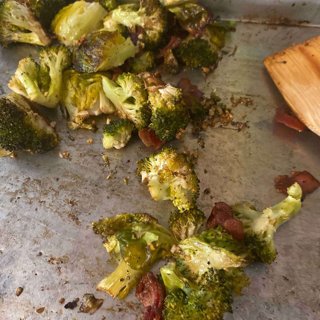 SHEET PAN BRUSSELS SPROUTS & BROCCOLI