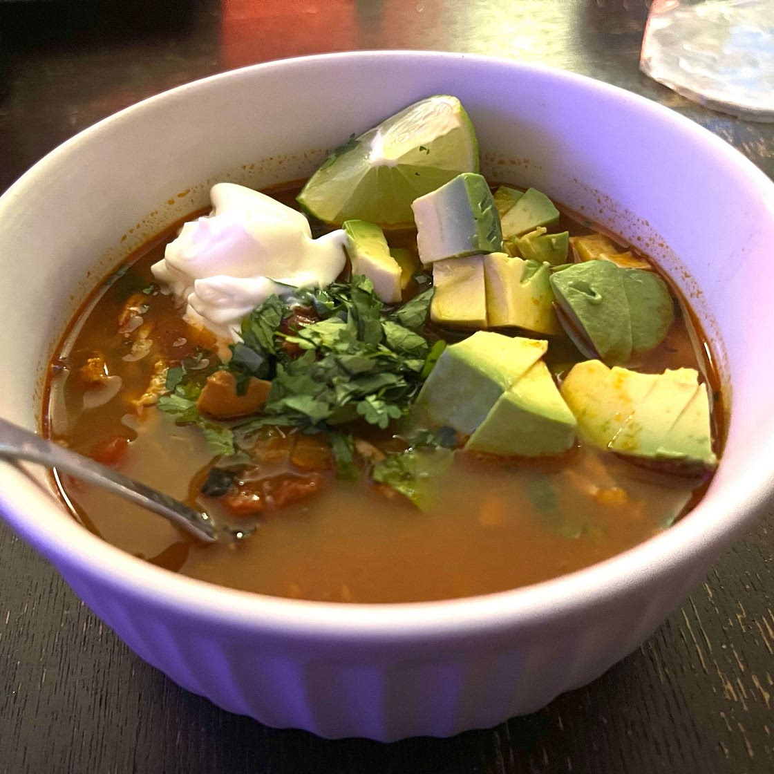 Slow Cooker Chipotle Chicken and Avocado Rice Soup