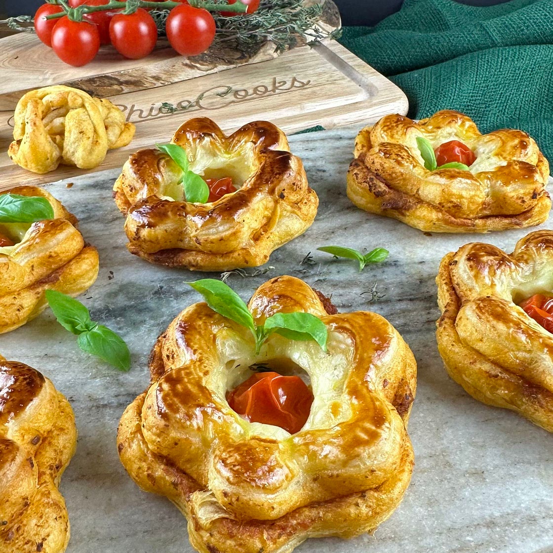 Flower Shaped Puffs
