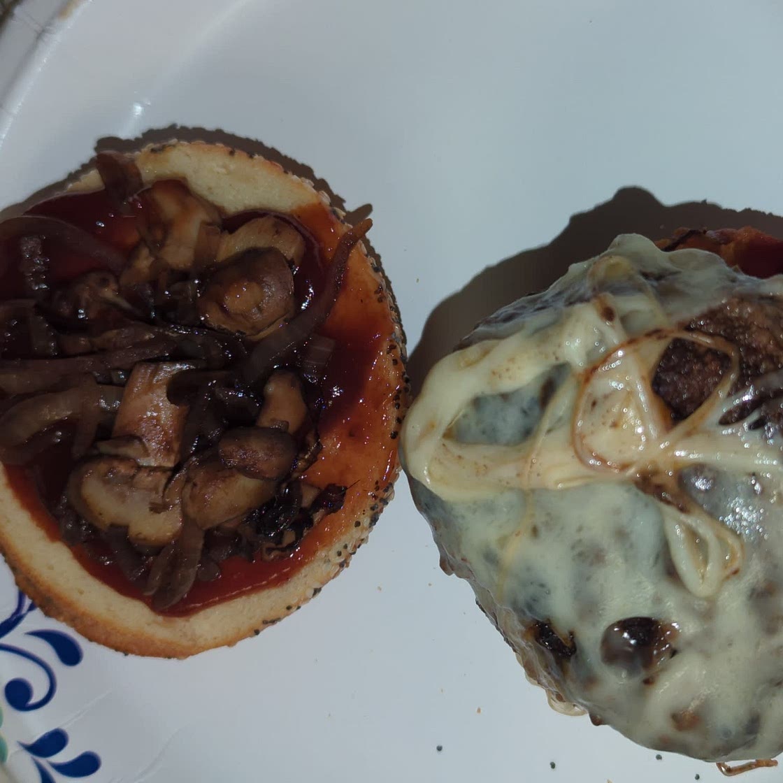 Bacon, Mushroom and Swiss Burger