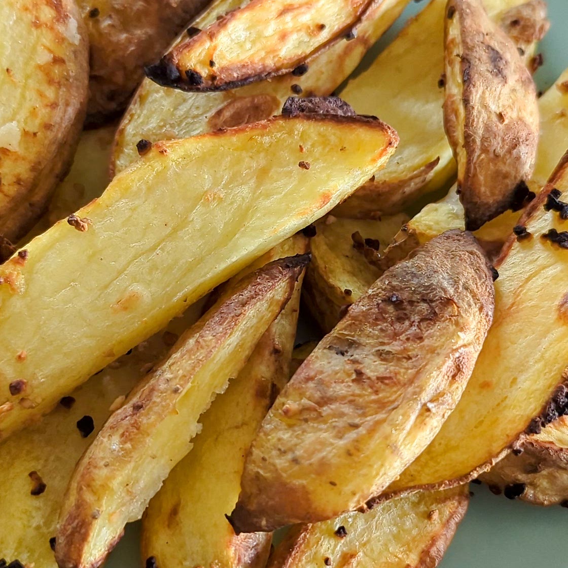 Oil Free Truffle Garlic Potato Wedges