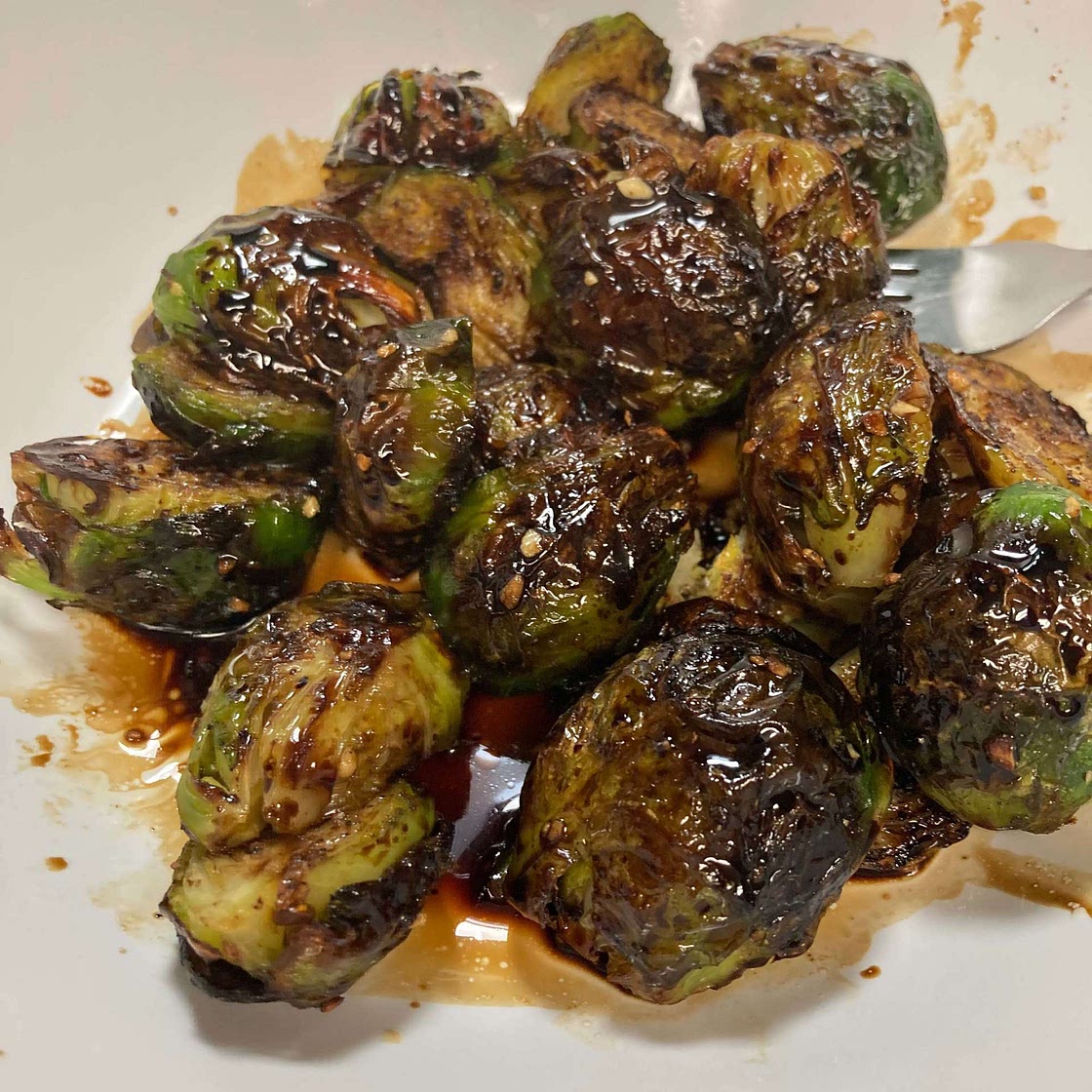 Air-Fryer Brussels Sprouts With Garlic, Balsamic and Soy
