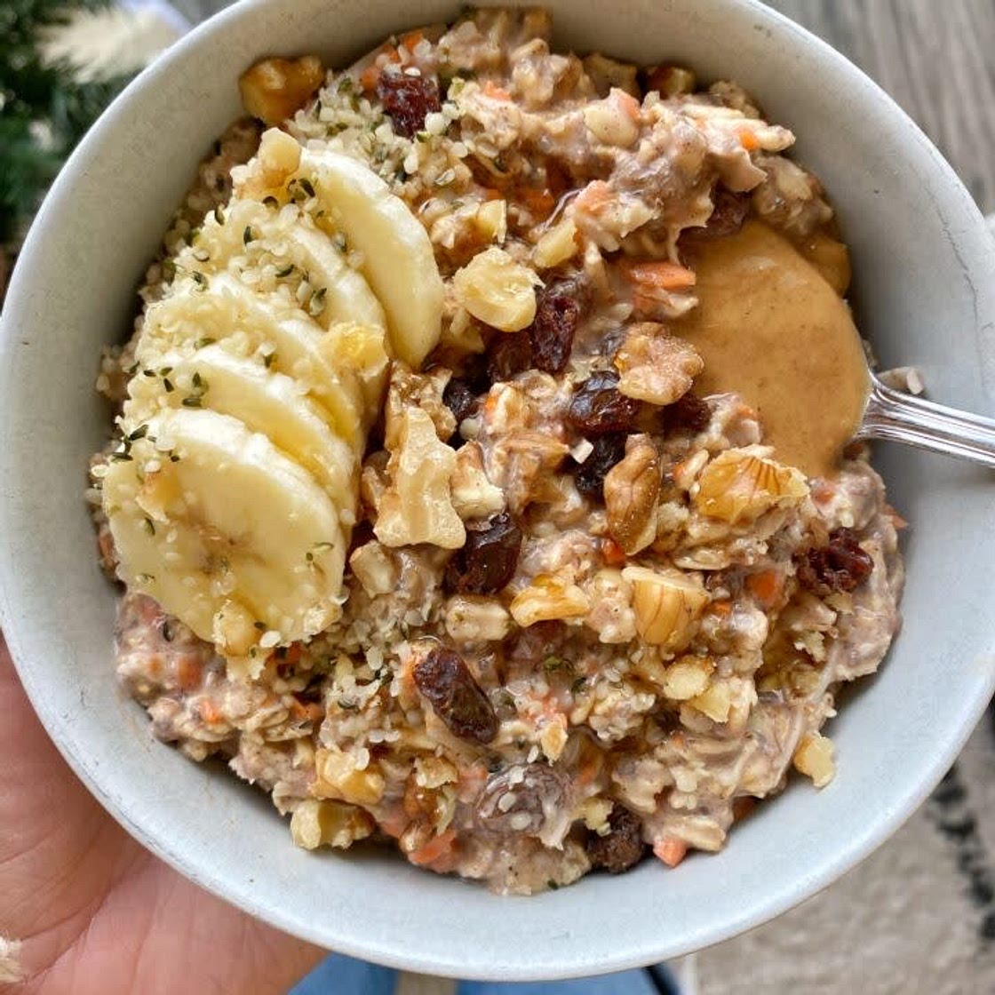  Carrot cake overnight oats 